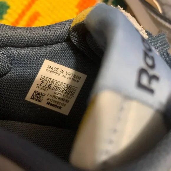 Reebok CLASSIC LEATHER LEGACY SHOES - Picture 5 of 11